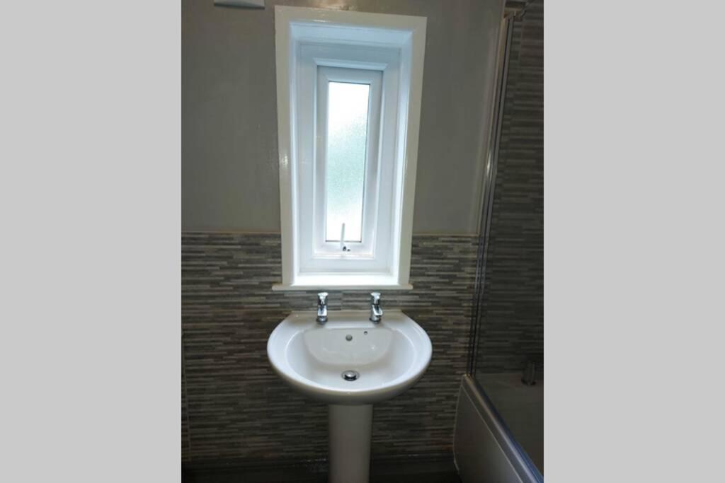 Lovely 2 Bedroomed Flat In The Centre Of Longton Longton  Dış mekan fotoğraf