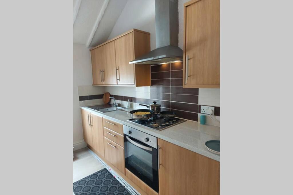 Lovely 2 Bedroomed Flat In The Centre Of Longton Longton  Dış mekan fotoğraf