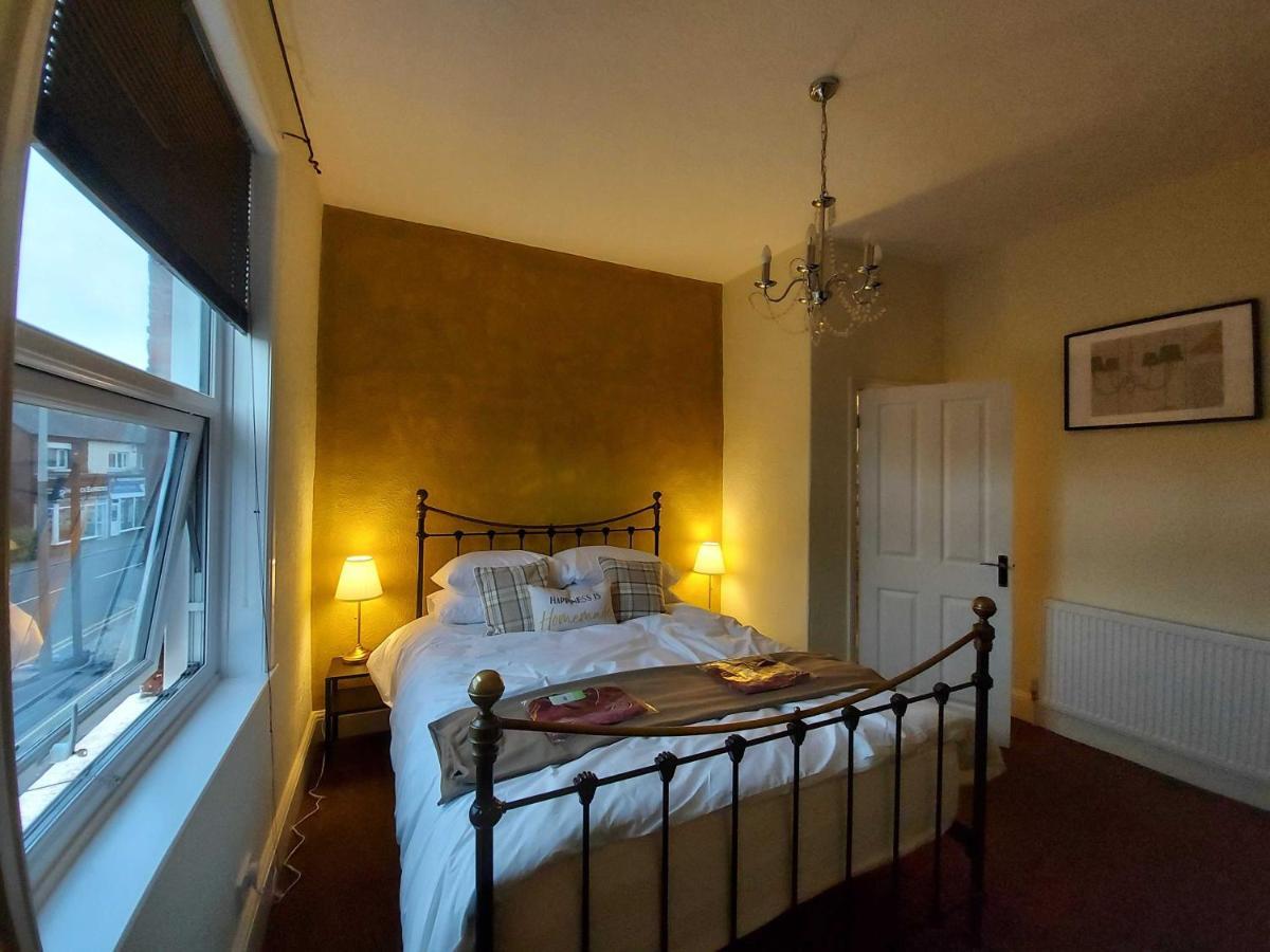 Lovely 2 Bedroomed Flat In The Centre Of Longton Longton  Dış mekan fotoğraf