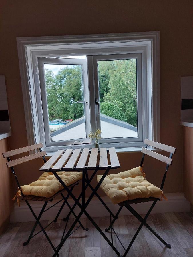 Lovely 2 Bedroomed Flat In The Centre Of Longton Longton  Dış mekan fotoğraf